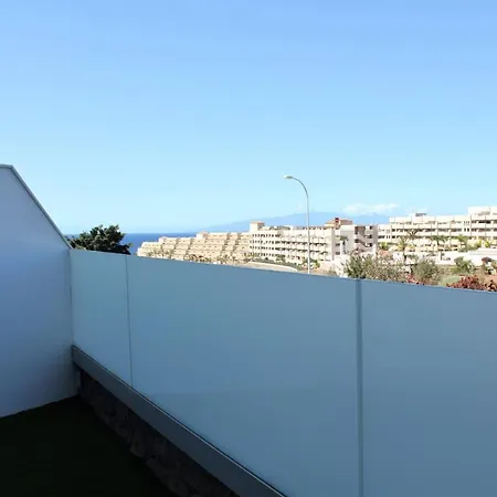 Wonderful 2 Bd With Great Terrace Apartment *