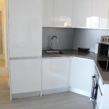 Wonderful 2 Bd With Great Terrace * Адехе